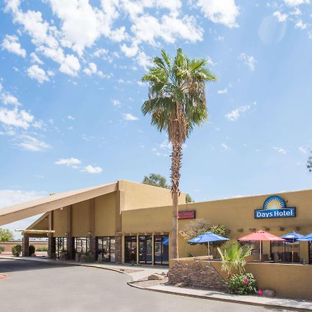 Days Hotel By Wyndham Peoria Glendale Area Dış mekan fotoğraf